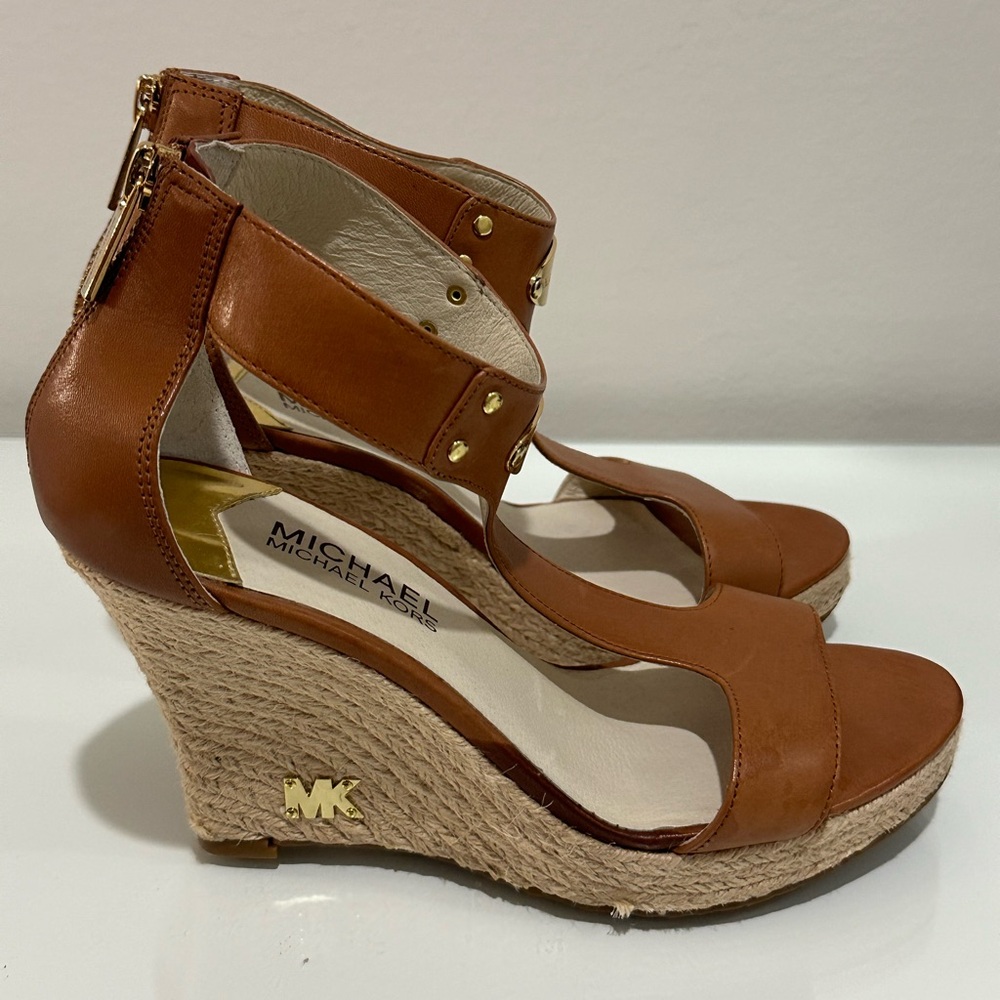 Michael Kors MK wedge espadrilles Size 6M